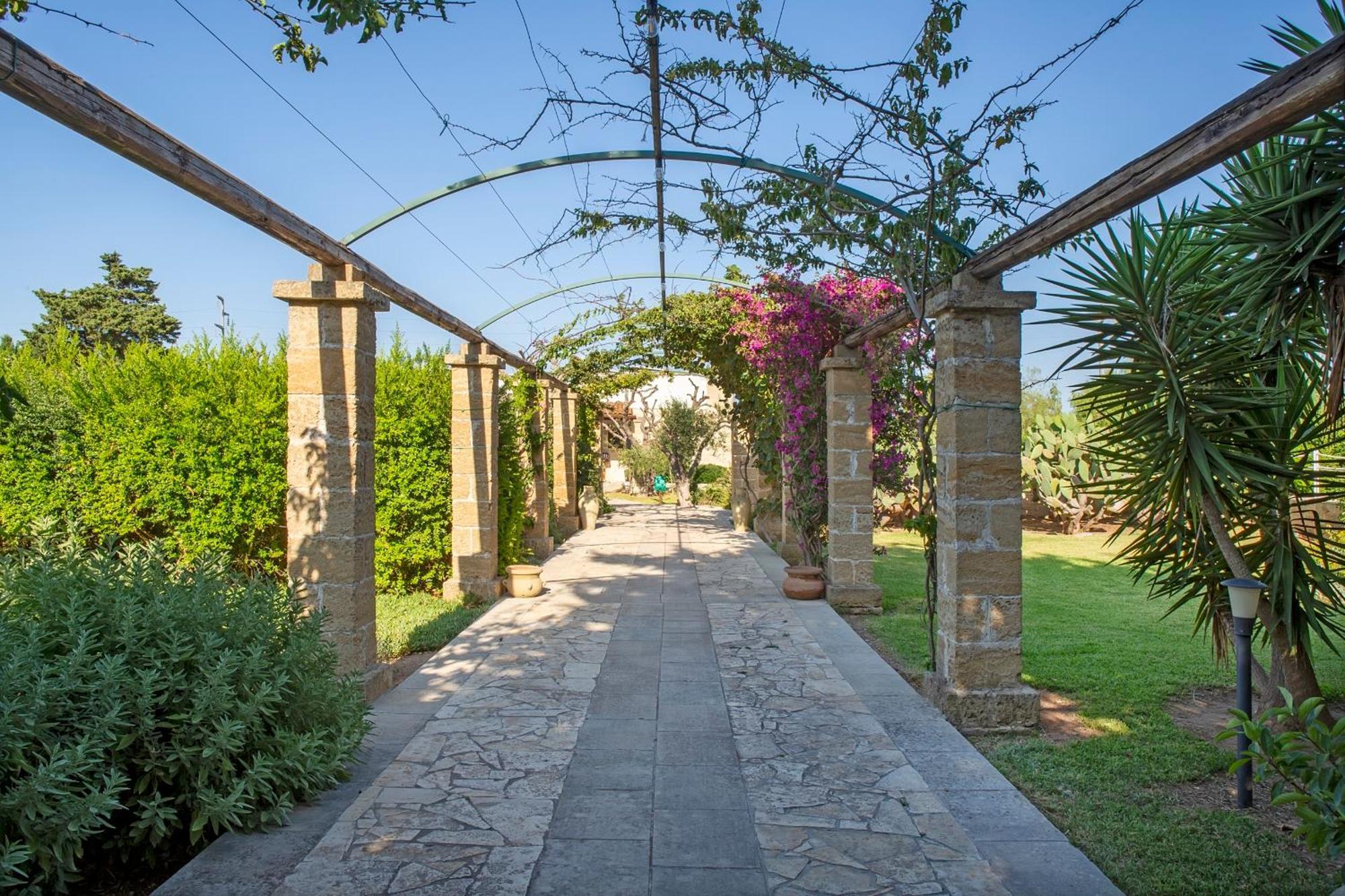 Masseria L'Uliveto Agri Resort Otranto Eksteriør bilde